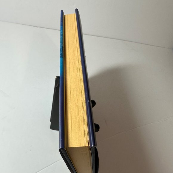 Dashing Through The Snow by Mary Higgins Clark & Carol Higgins Clark New - Picture 4 of 4